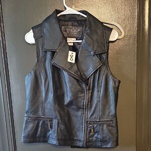 Tart Black Leather Vest